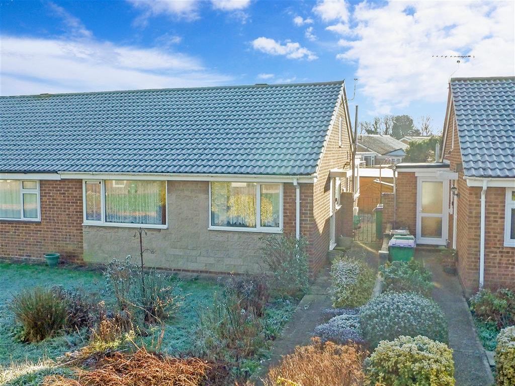 3 bed bungalow for sale in Elm Road, St. Marys Bay, Romney Marsh, Kent