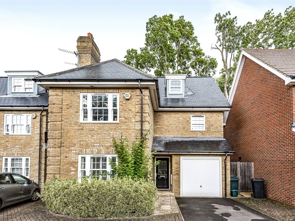 5 bed detached house for sale in Century Way, Beckenham BR3 Zoopla