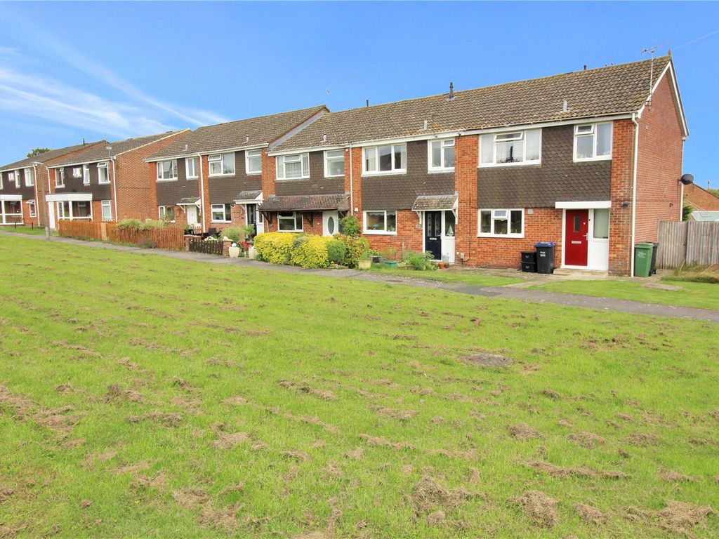 3 bed terraced house for sale in Dryden Place, Royal Wootton Bassett, Swindon, Wiltshire SN4, £