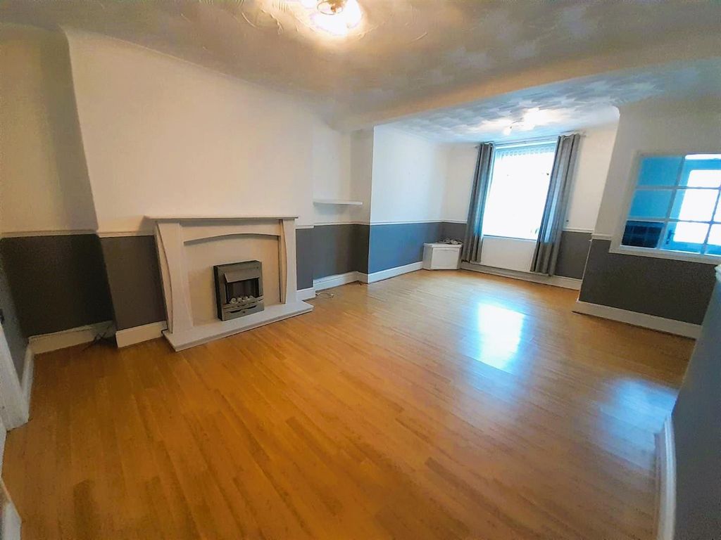 3 bed property to rent in Marine Street, Cwm, Ebbw Vale NP23, £700 pcm