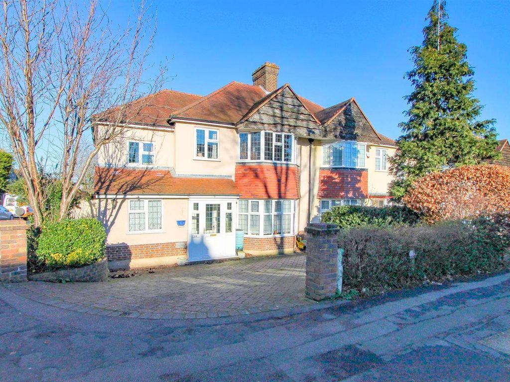 5 bed property for sale in Stanley Park Road, Carshalton SM5, £750,000