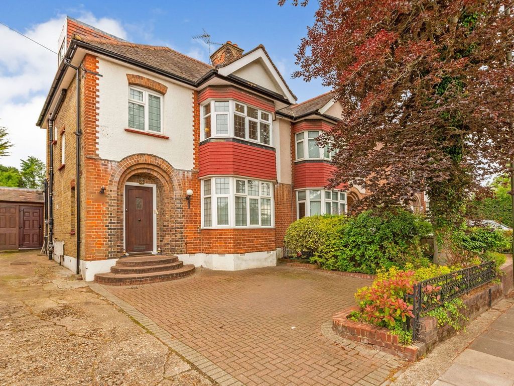 4 bed semidetached house for sale in Lullington Garth, London N12 Zoopla