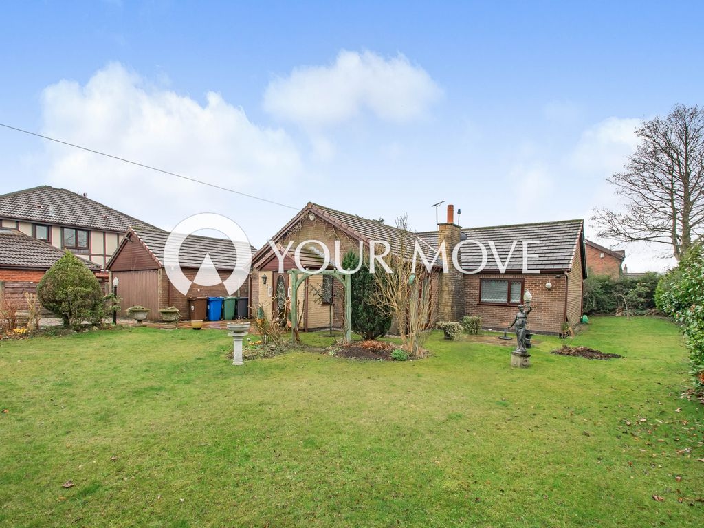 4 bed bungalow for sale in Kirklees Street, Tottington, Bury, Greater