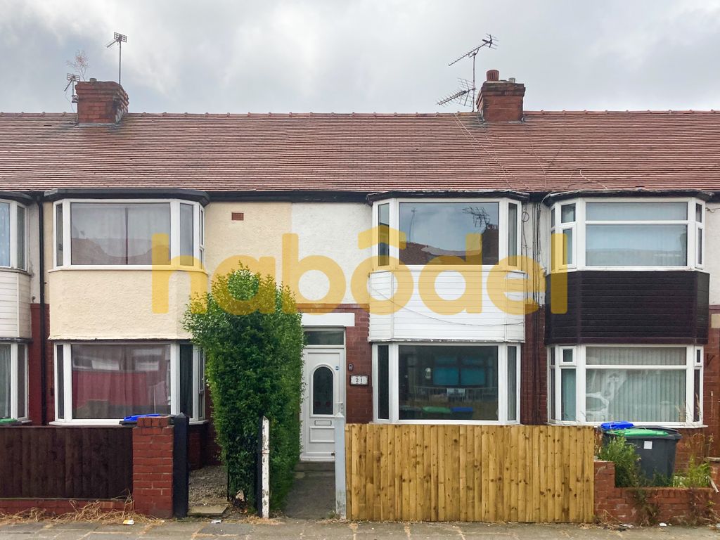 3 bed terraced house to rent in Southbank Avenue, Blackpool FY4, £850