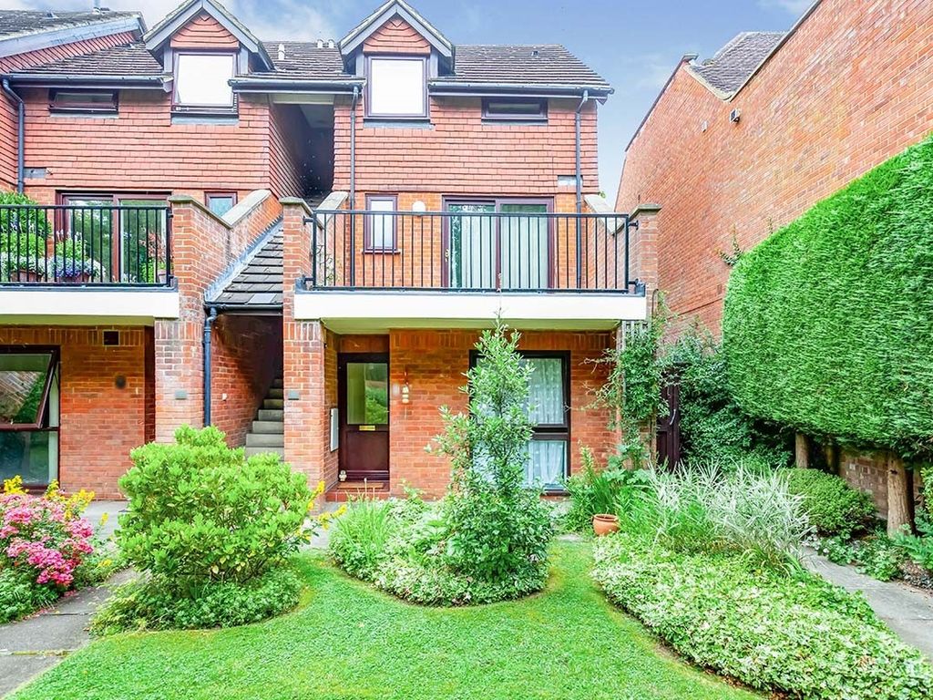 1 bed flat to rent in Rickmansworth Road, Watford WD18, £1,250 pcm Zoopla