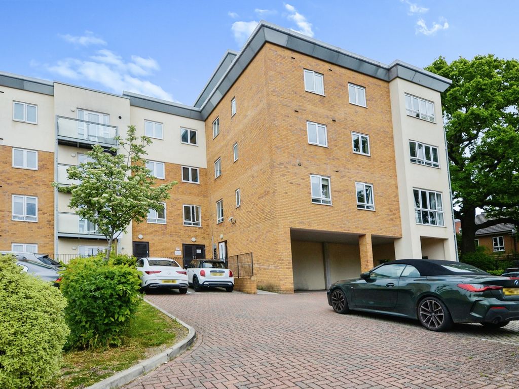 2 bed flat for sale in Todd Close, Borehamwood WD6, £330,000 Zoopla