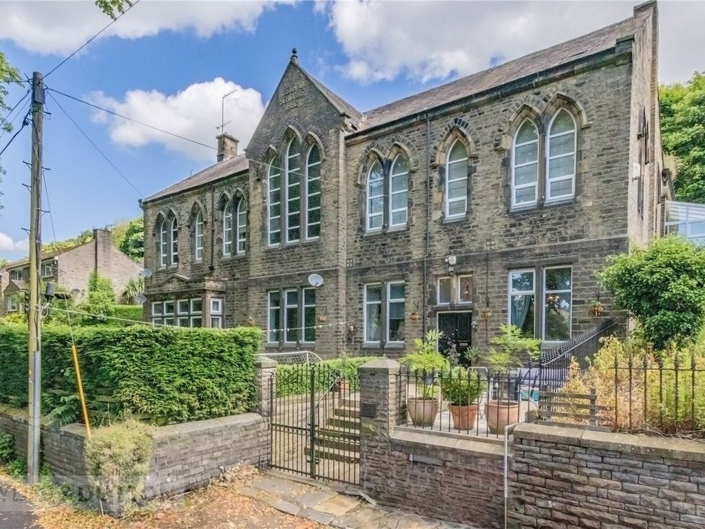 5 bed flat for sale in Lamb Hall Road, Huddersfield, West Yorkshire HD3