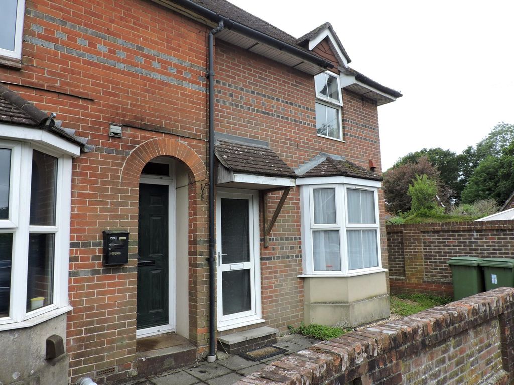 1 bed flat to rent in Fareham Road, Wickham, Fareham PO17 Zoopla