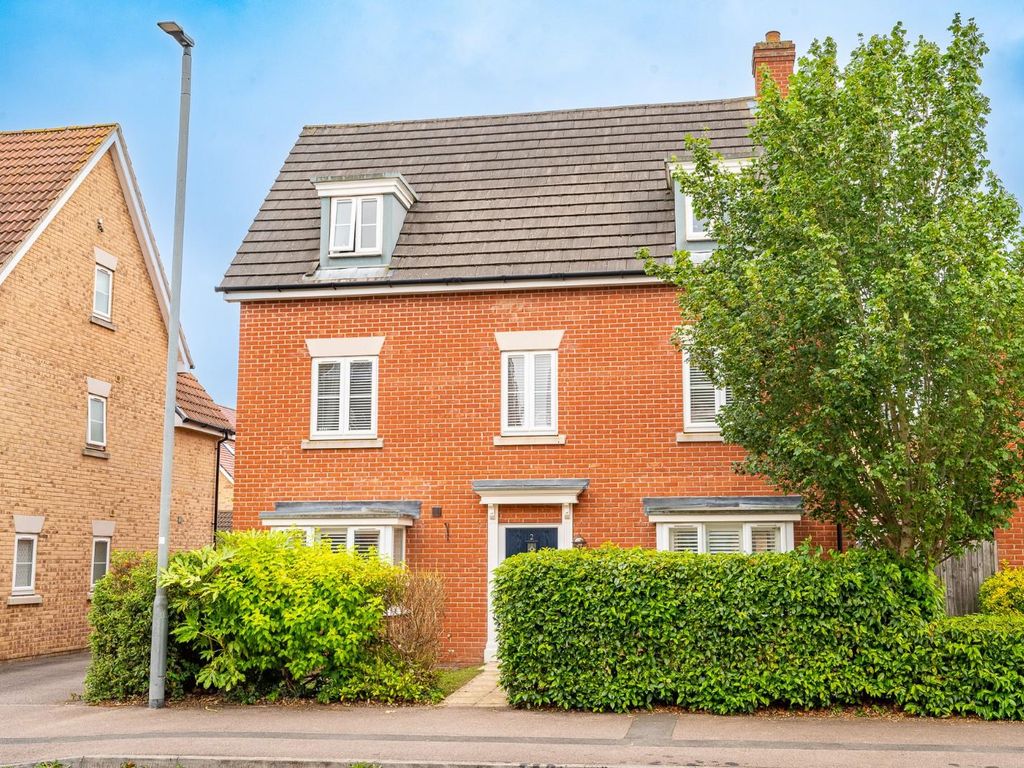 5 bed detached house for sale in Gilders Road, Little Canfield, Dunmow