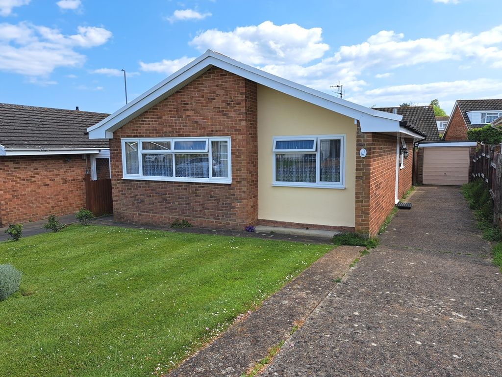 3 bed detached bungalow for sale in Sycamore Close, West Hampden Park