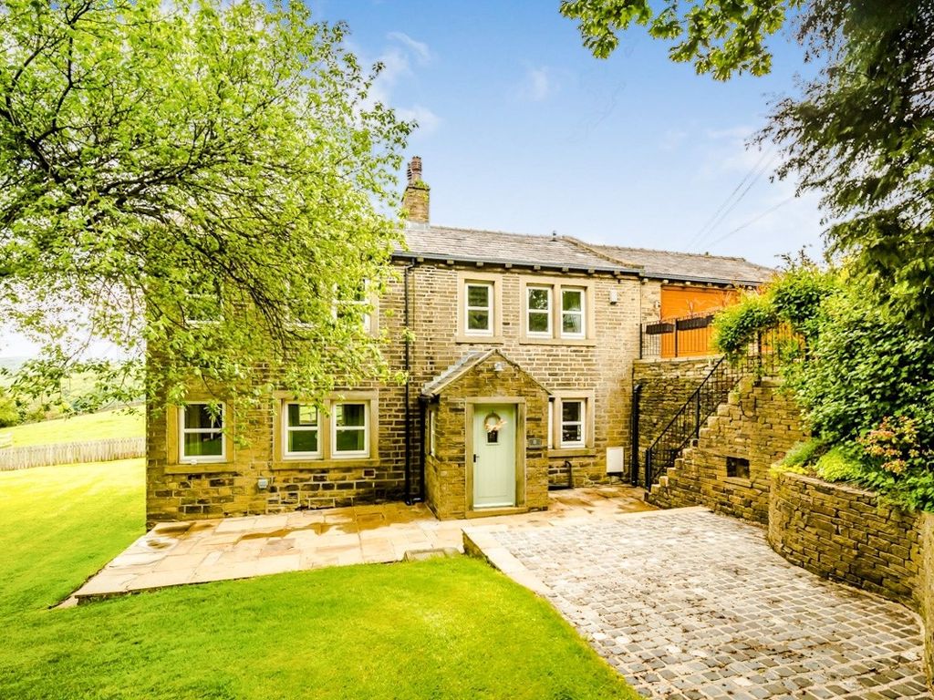 4 bed detached house for sale in Butts Green, Luddendenfoot, Halifax