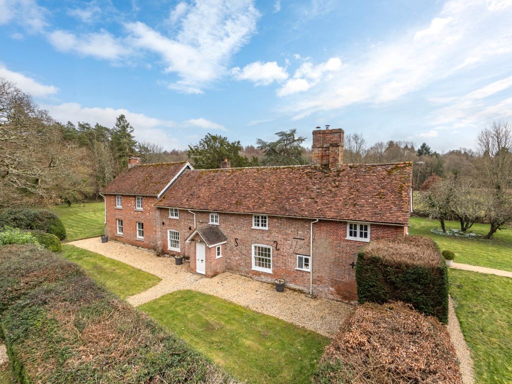 6 bed detached house for sale in Southampton Road, Whiteparish