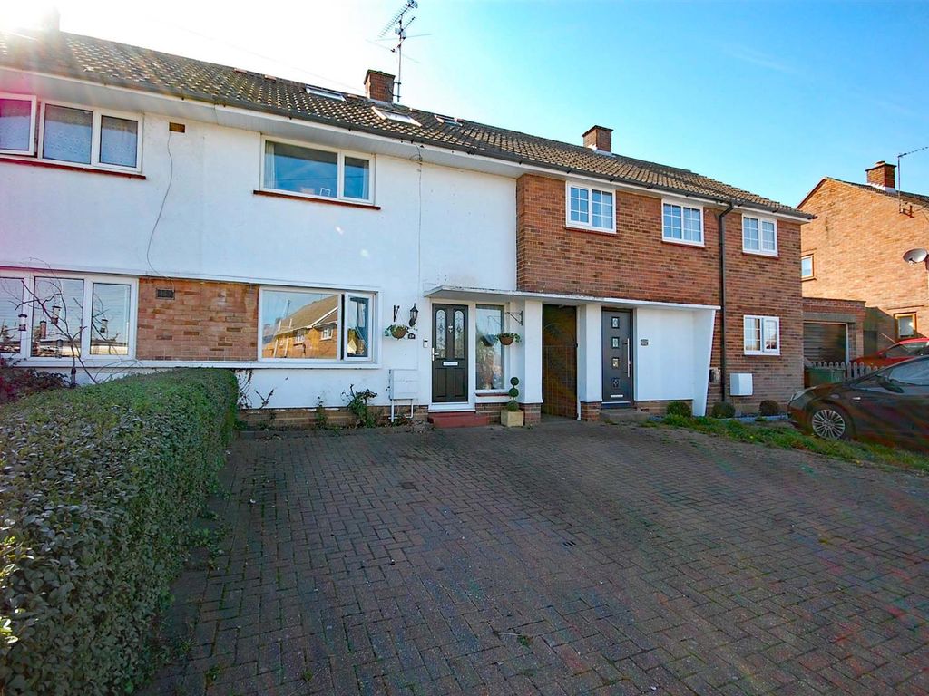 3 bed terraced house for sale in Milton Avenue, Braintree CM7 Zoopla