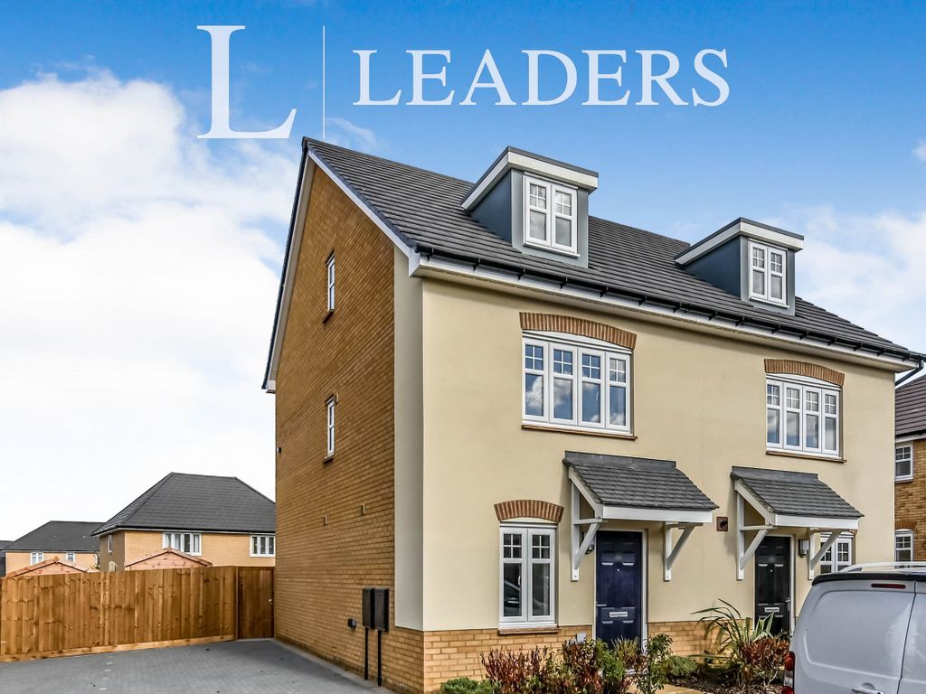 4 bed town house to rent in Willowsway Road, Wixams MK42, £1,600 pcm