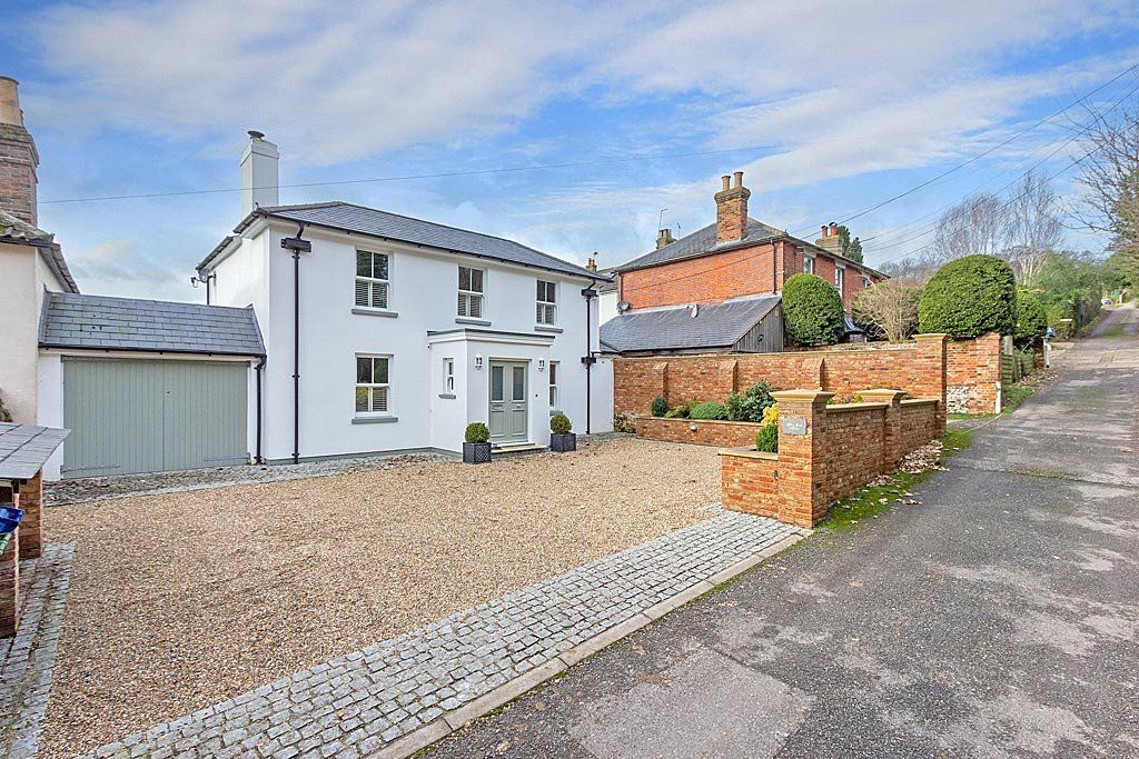 3 bed detached house for sale in Dully Hill, Doddington, Sittingbourne