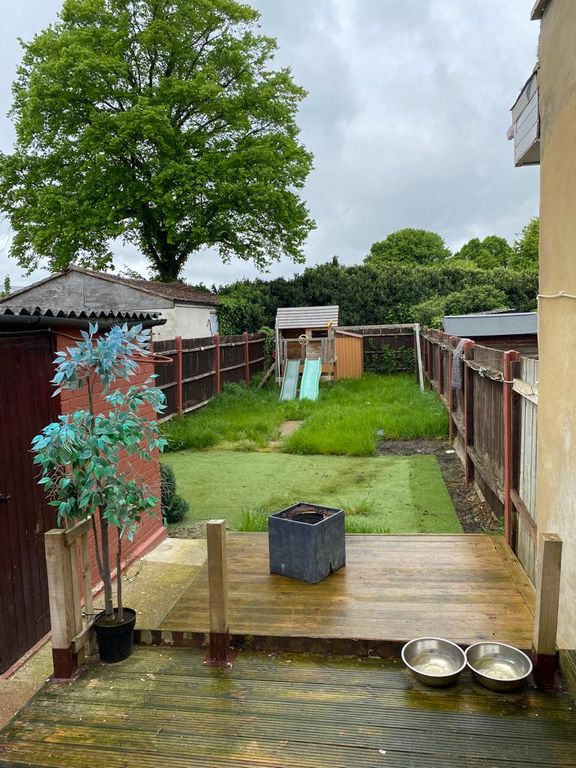 3 bed semidetached house to rent in Balmoral Drive, Hayes UB4 Zoopla