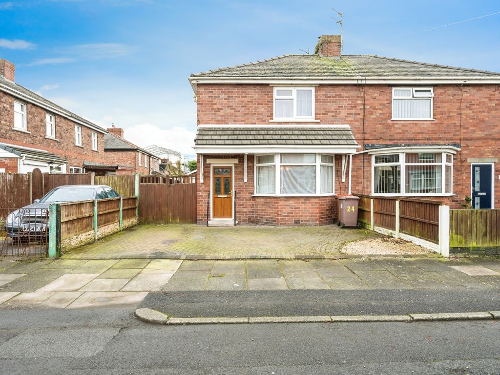 3 bed semidetached house for sale in Norman Avenue, Haydock WA11, £