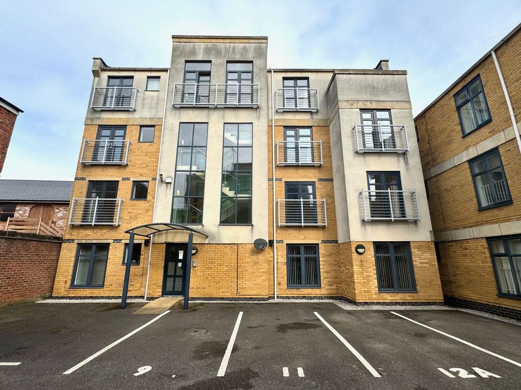 2 bed flat for sale in Wright Street HU2, Hull,, £115,000 Zoopla