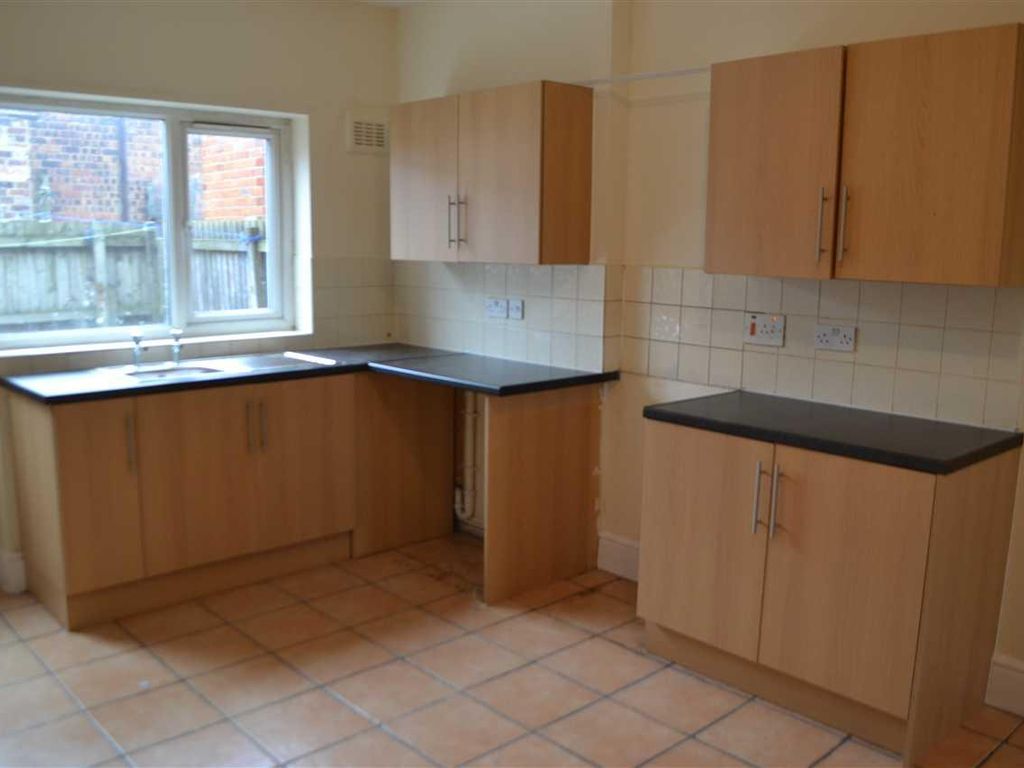 3 bed terraced house to rent in Napier Road, Wolverhampton WV2 Zoopla