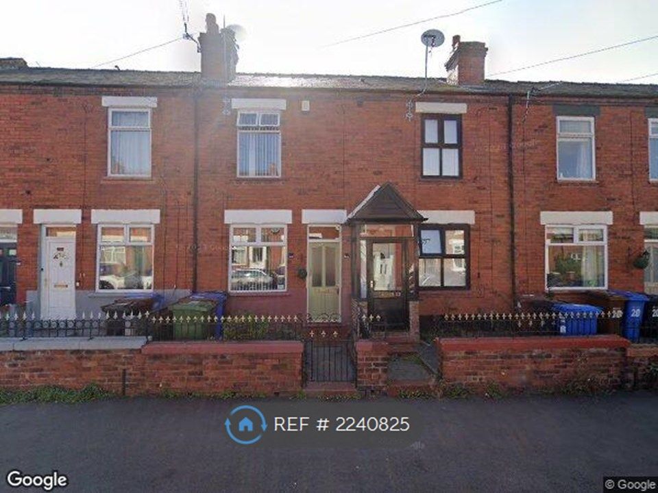 2 bed terraced house to rent in Alldis Street, Stockport SK2, £1,050