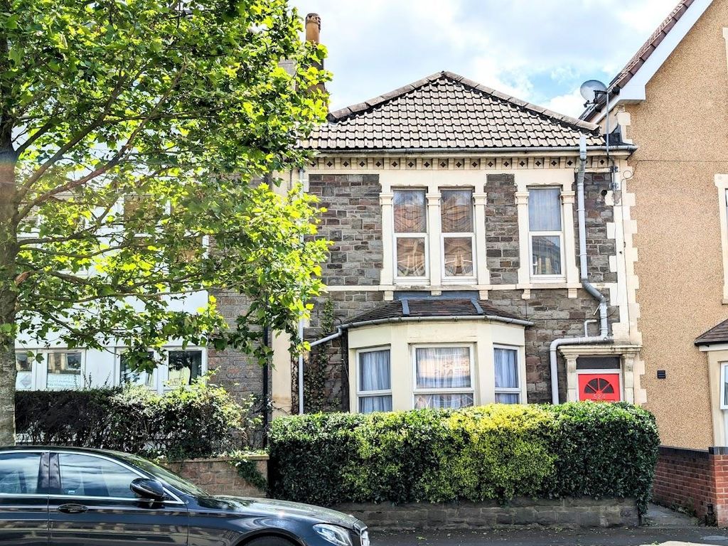 1 bed flat for sale in Fishponds Road, Fishponds, Bristol BS16, £