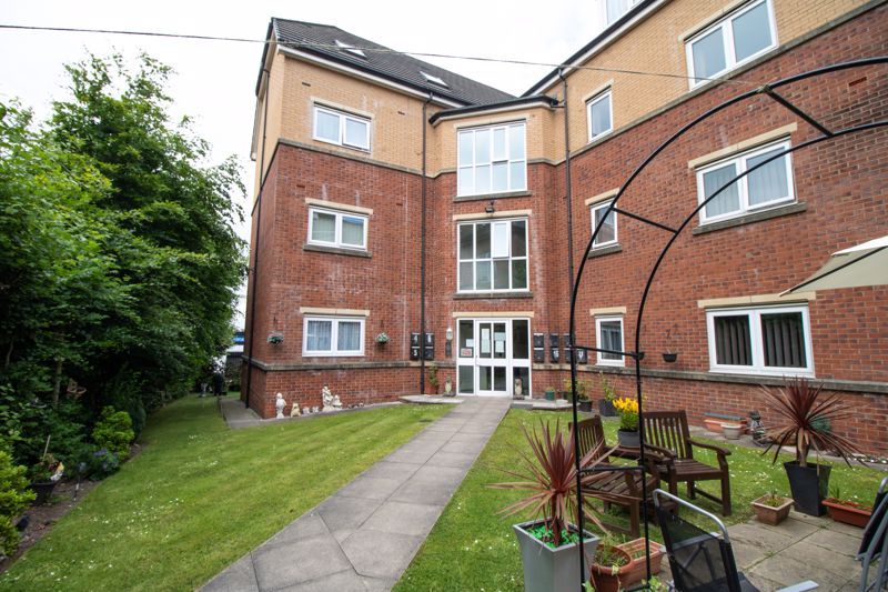 2 bed flat to rent in Church View, Presto Street, Farnworth, Bolton BL4
