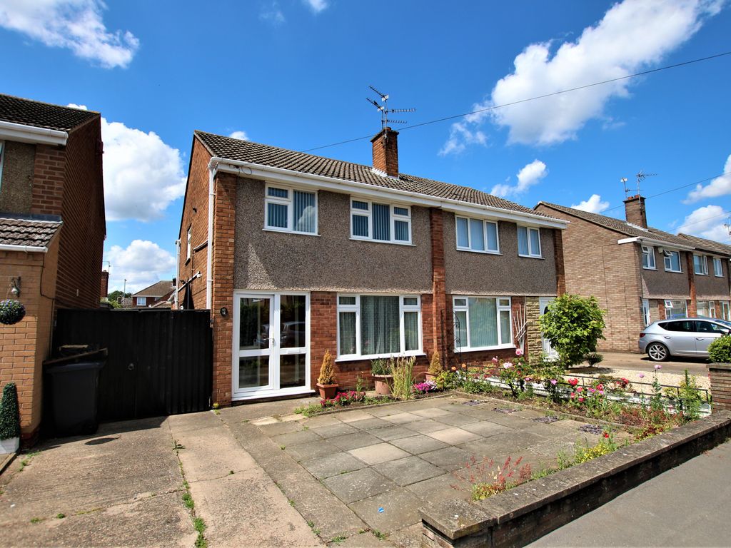 3 bed semidetached house for sale in Boswell Drive, Lincoln LN6 Zoopla
