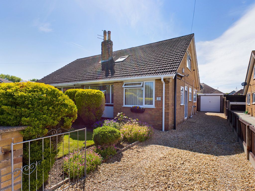 2 bed semidetached house for sale in Pleasington Close, Blackpool FY4