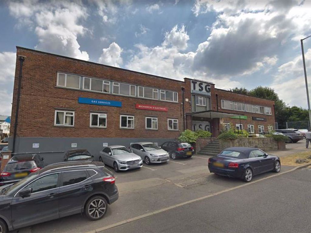 Property for sale in Cranborne Road, Potters Bar, Hertfordshire EN6