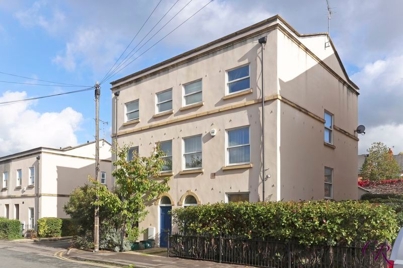 5 bed semidetached house for sale in Dunalley Street, Cheltenham GL50