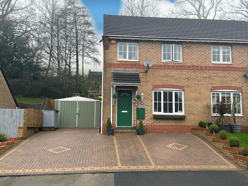 3 bed semidetached house for sale in Rosemead, Greenmeadow, Cwmbran