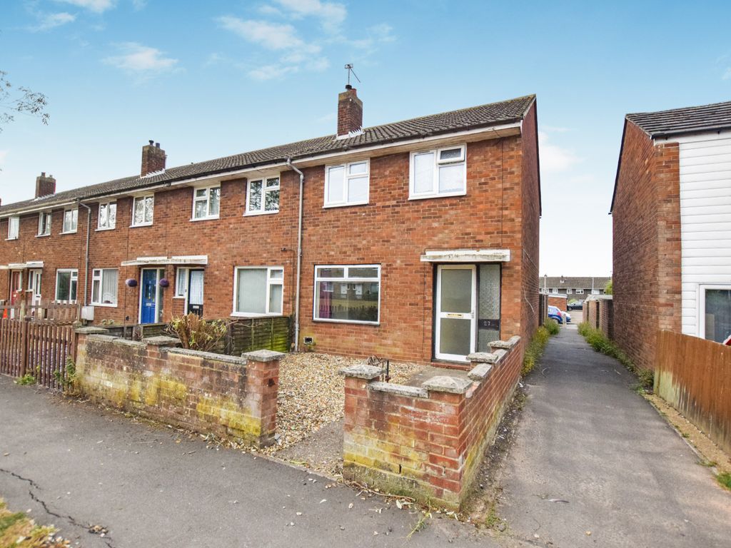 3 bed end terrace house for sale in Ash Close, Huntingdon PE29 Zoopla