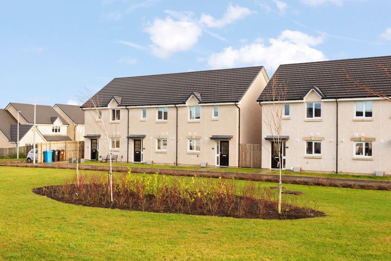 3 bed end terrace house for sale in Mossend Place, West Calder EH55, £