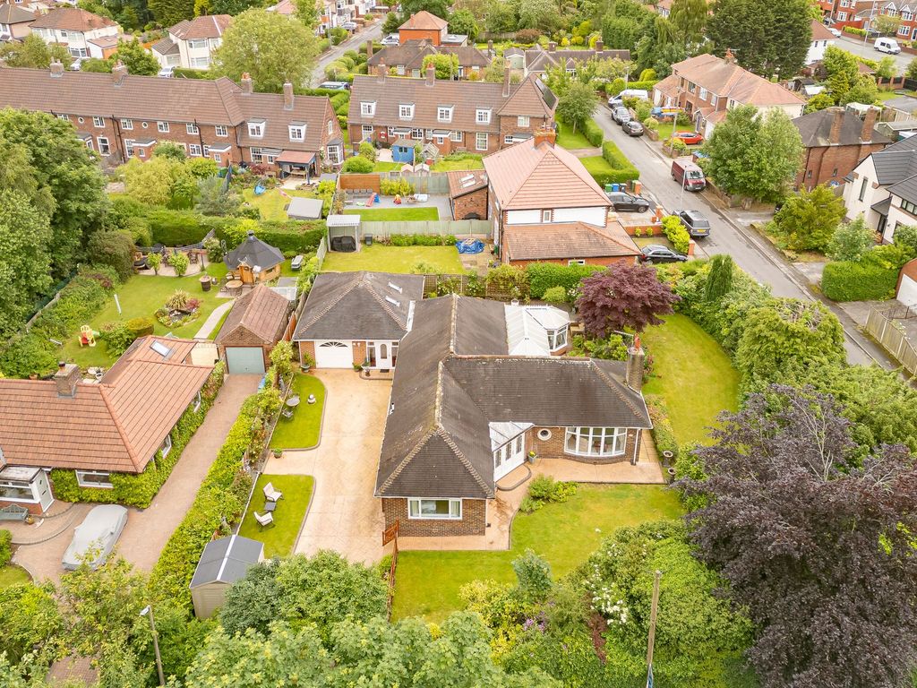 3 bed detached bungalow for sale in Brookside Avenue, Great Sankey WA5