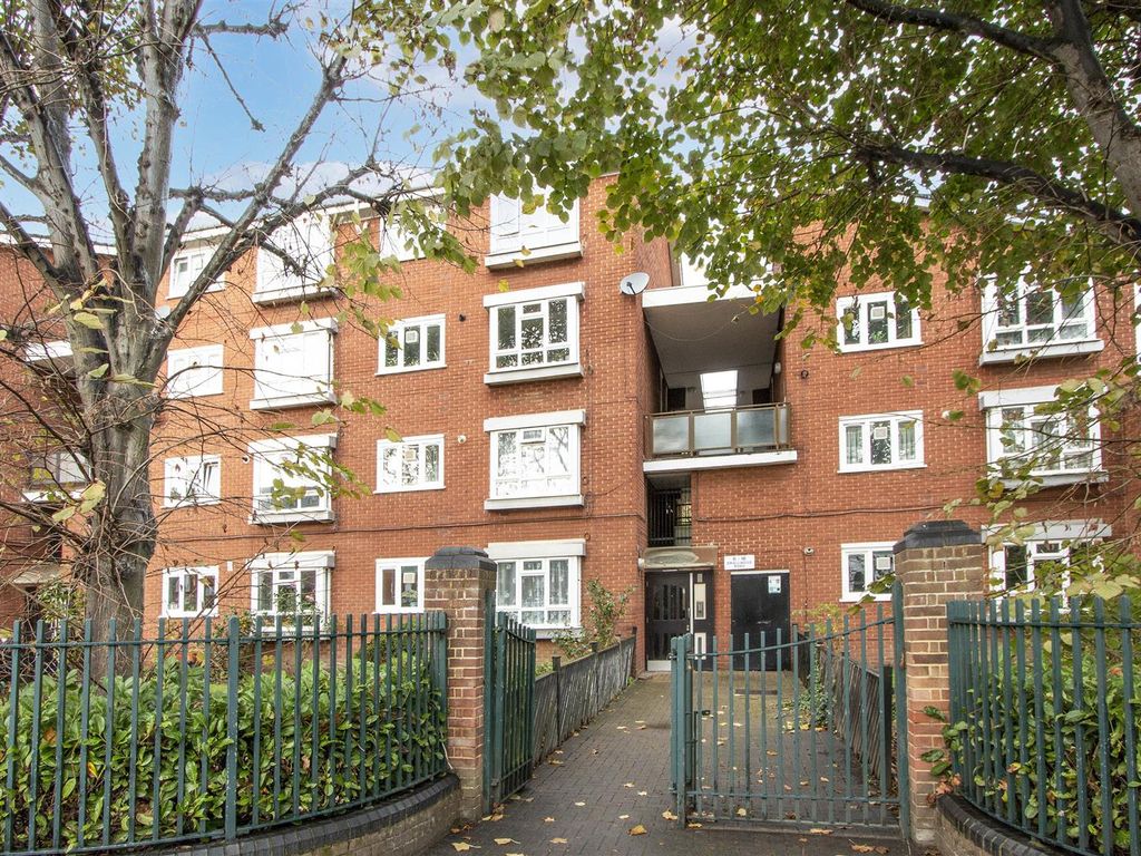 Smallwood Road, Tooting, Tooting SW17  