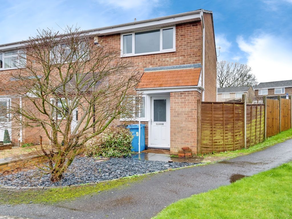 2 bed end terrace house for sale in Viscount Walk, Bearwood