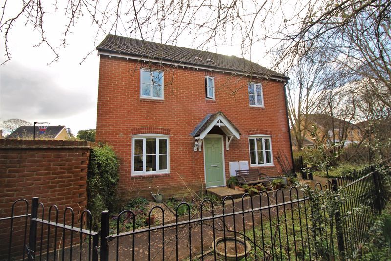 3 bed detached house for sale in Fairfield, Ilminster TA19 Zoopla