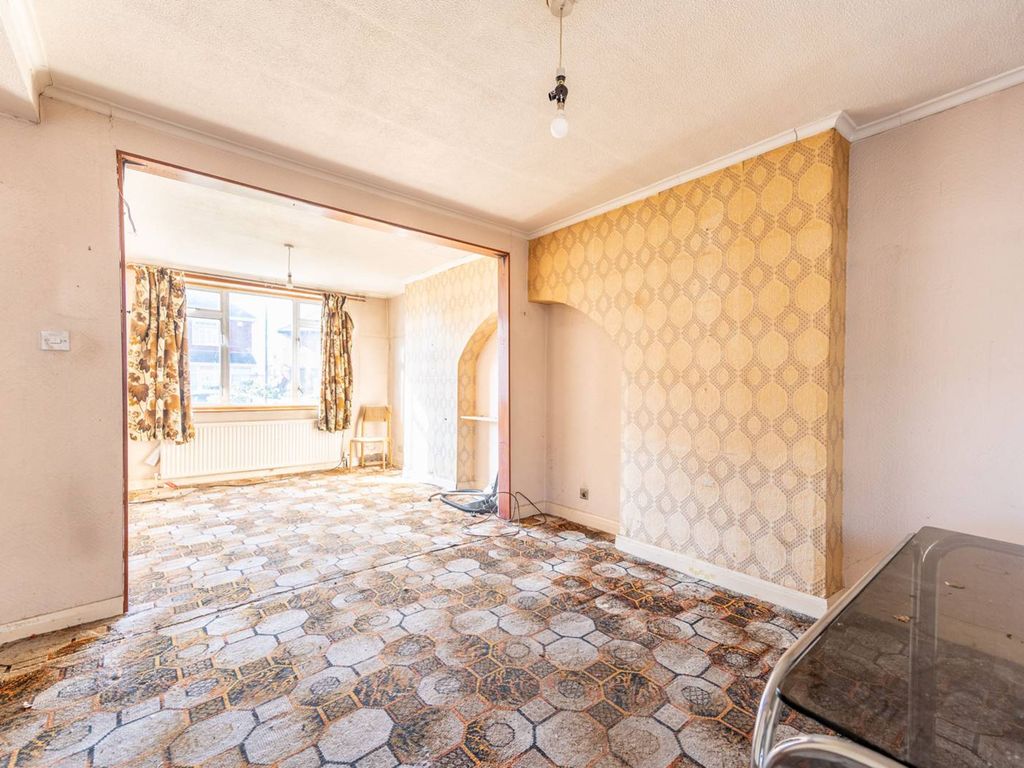 3 bed semidetached house for sale in Carlyon Road, Alperton, Wembley