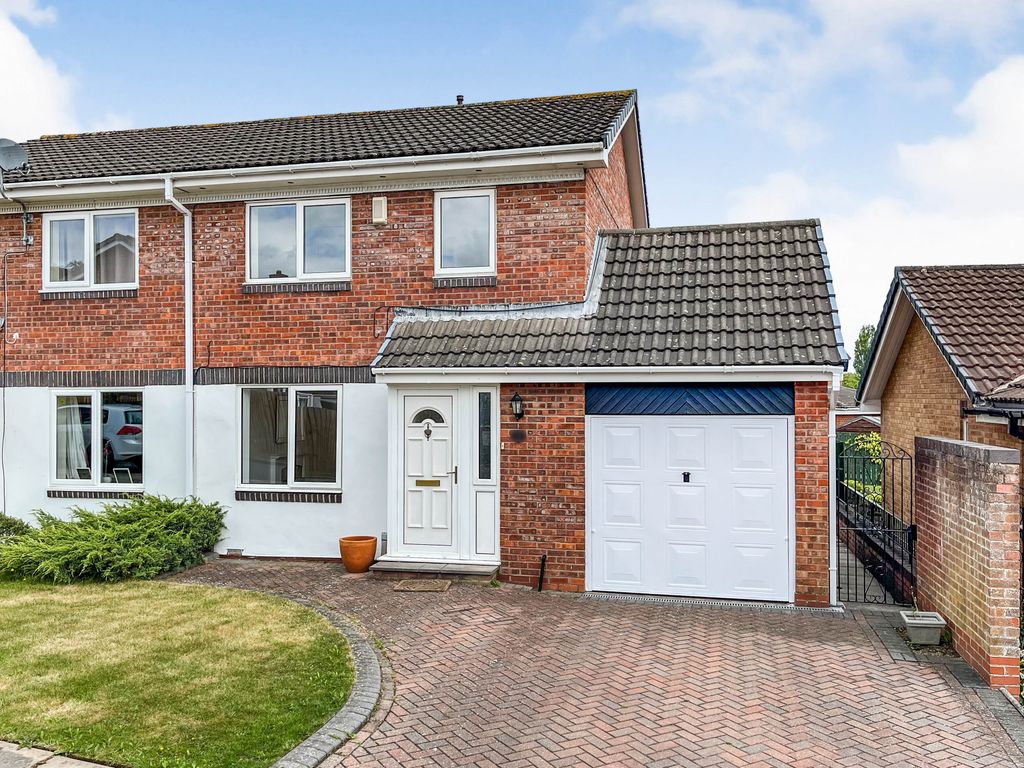3 bed semidetached house for sale in Butterburn Close, Lowry Hill, Carlisle CA3 Zoopla