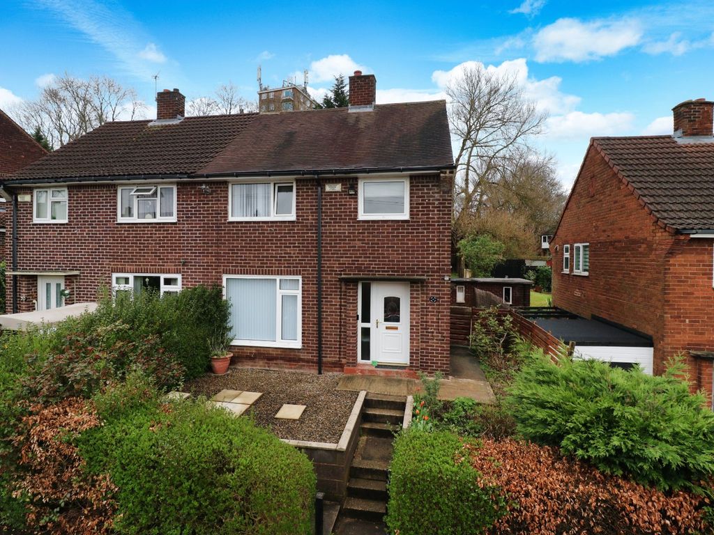3 bed semidetached house for sale in Spen Approach, West Park, Leeds