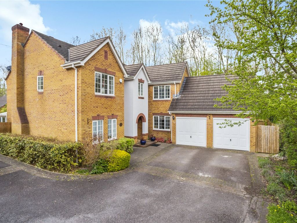 5 bed detached house for sale in Jellicoe Avenue, Stapleton, Bristol