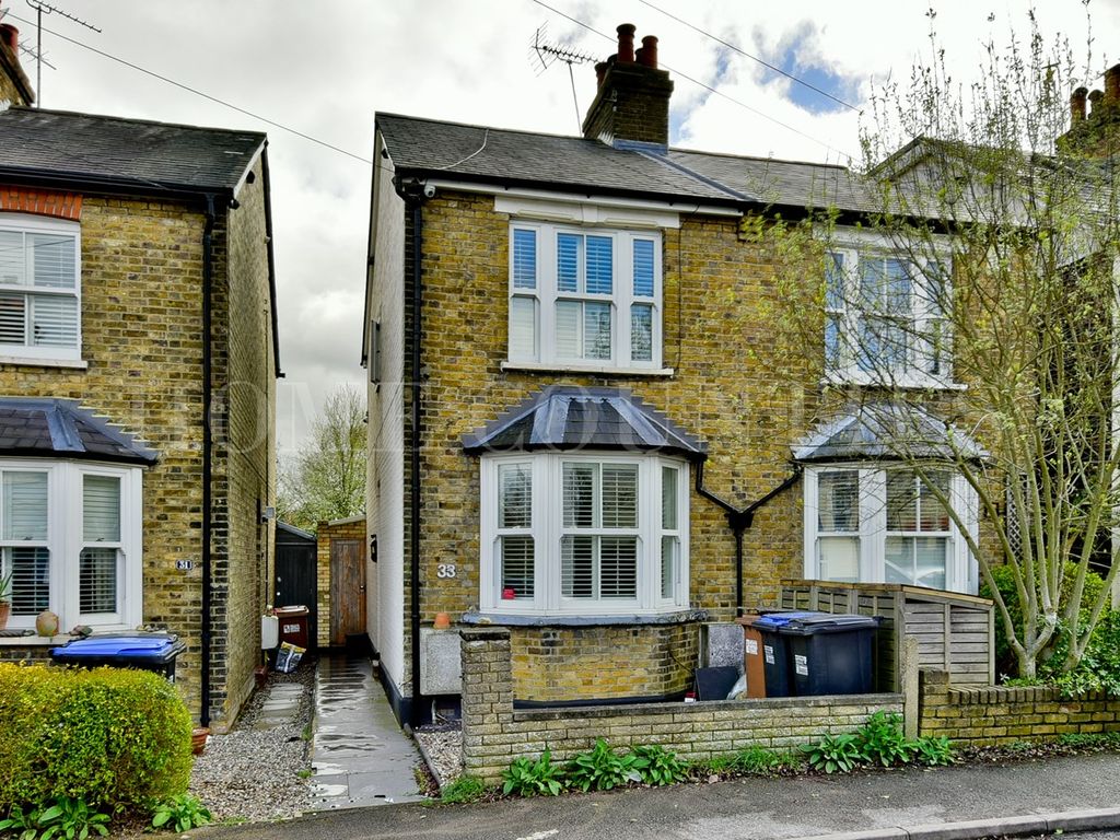 3 bed property for sale in Coopers Road, Potters Bar EN6 Zoopla