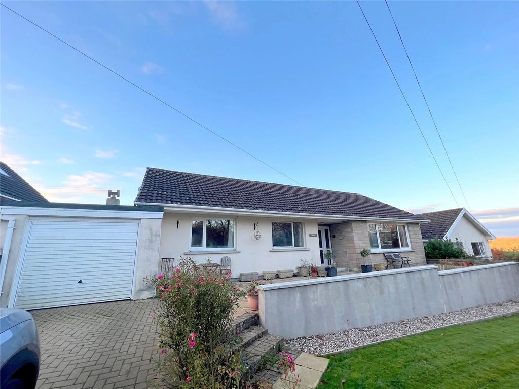 3 bed bungalow for sale in St. Davids Road, Haverfordwest SA61, £