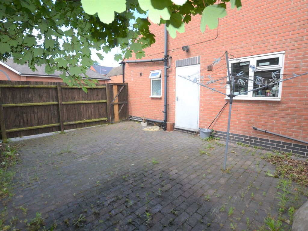 Westleigh Road, Leicester LE3  