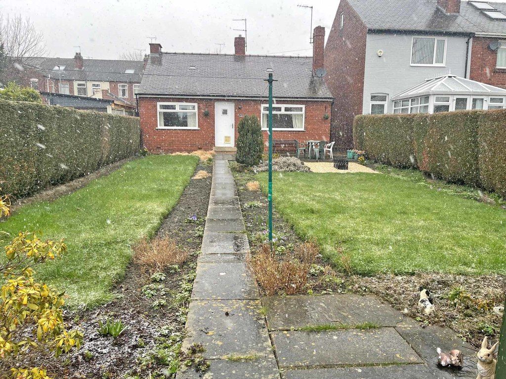 2 bed detached bungalow for sale in Sanquah Terrace, Normanton WF6 Zoopla