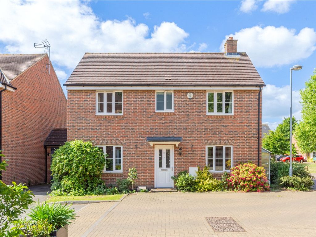 4 bed detached house for sale in Old School Drive, Wheathampstead, St