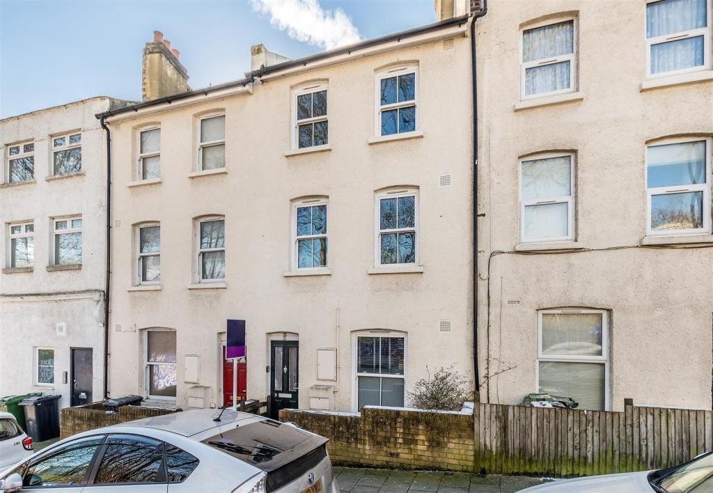 Cotswold Street, London SE27