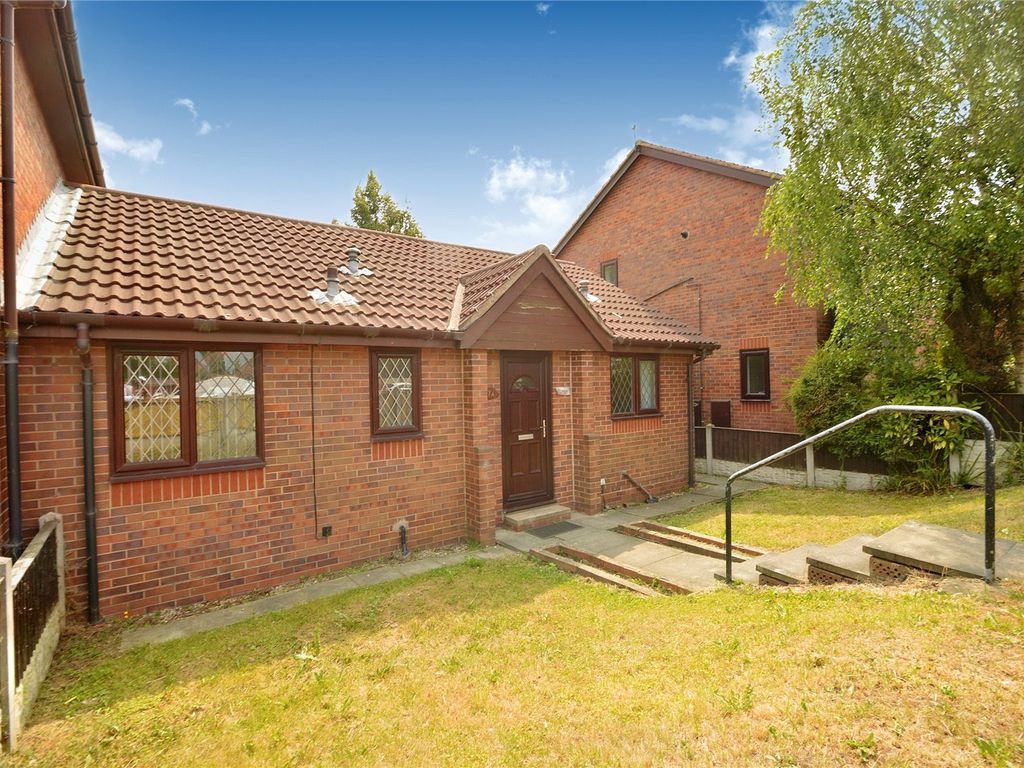 2 bed bungalow for sale in Middleton Park Road, Leeds, West Yorkshire