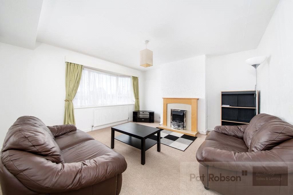 3 bed flat to rent in Wansbeck Road South, Regent Farm, Gosforth, Newcastle Upon Tyne NE3, £625