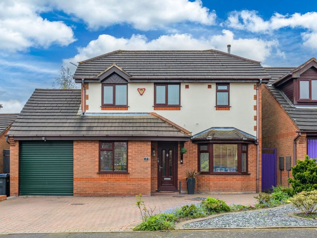 3 bed detached house for sale in Gate, Birmingham, West Midlands B31, £340,000 Zoopla